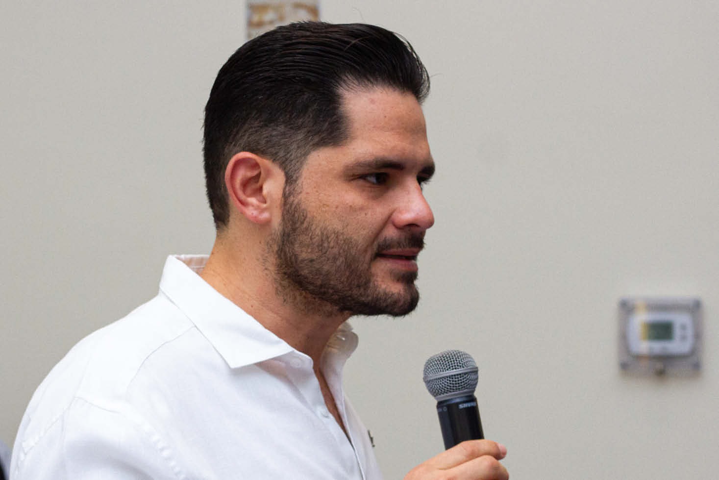 Eduardo Sánchez García, presidente de Coparmex Colima, durante una conferencia de prensa.