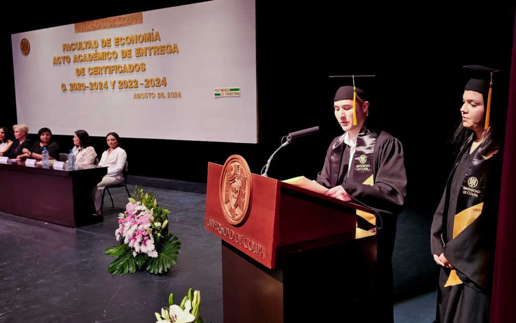 Entrega-de-certificados-en-la-Facultad-de-Economia_b-1-1024x642 Entrega Universidad de Colima una generación de excelencia en Economía y Finanzas